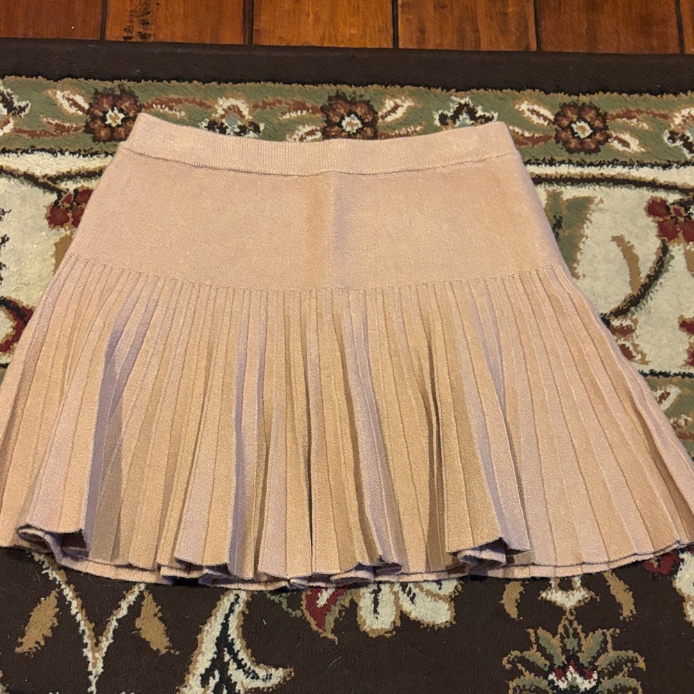 Able & Luna Pleated Tan Skirt NWOT